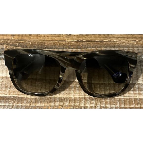 Balenciaga Sunglasses BA 69 62B Brown Horn / Gradient Smoke Made In Italy - Picture 7 of 11